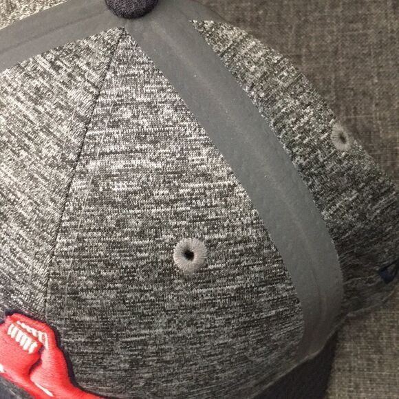 Boston Red Sox Stretch Reflective Baseball Cap M/L - Picture 2 of 4